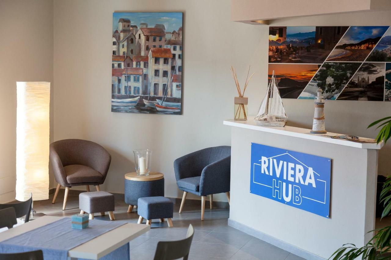 Riviera Hub Hotel Cisano sul Neva Exterior photo